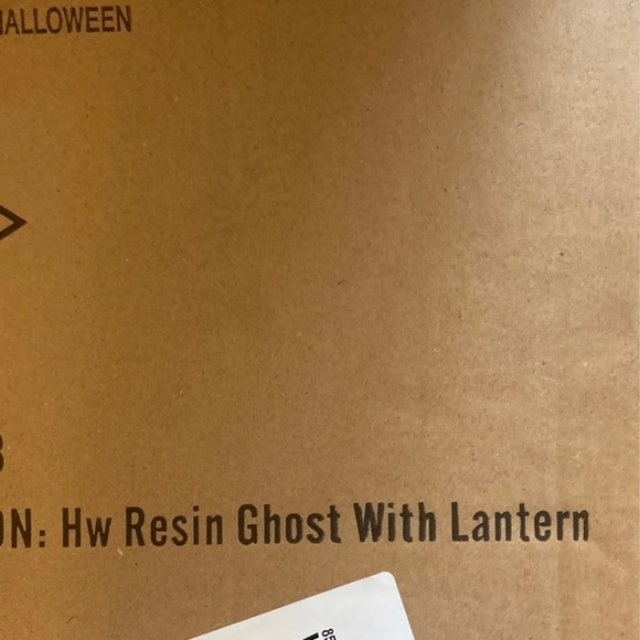 Resin Lantern Ghost - Picture 2 of 3